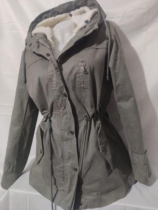 Geacă groasă îmblănită