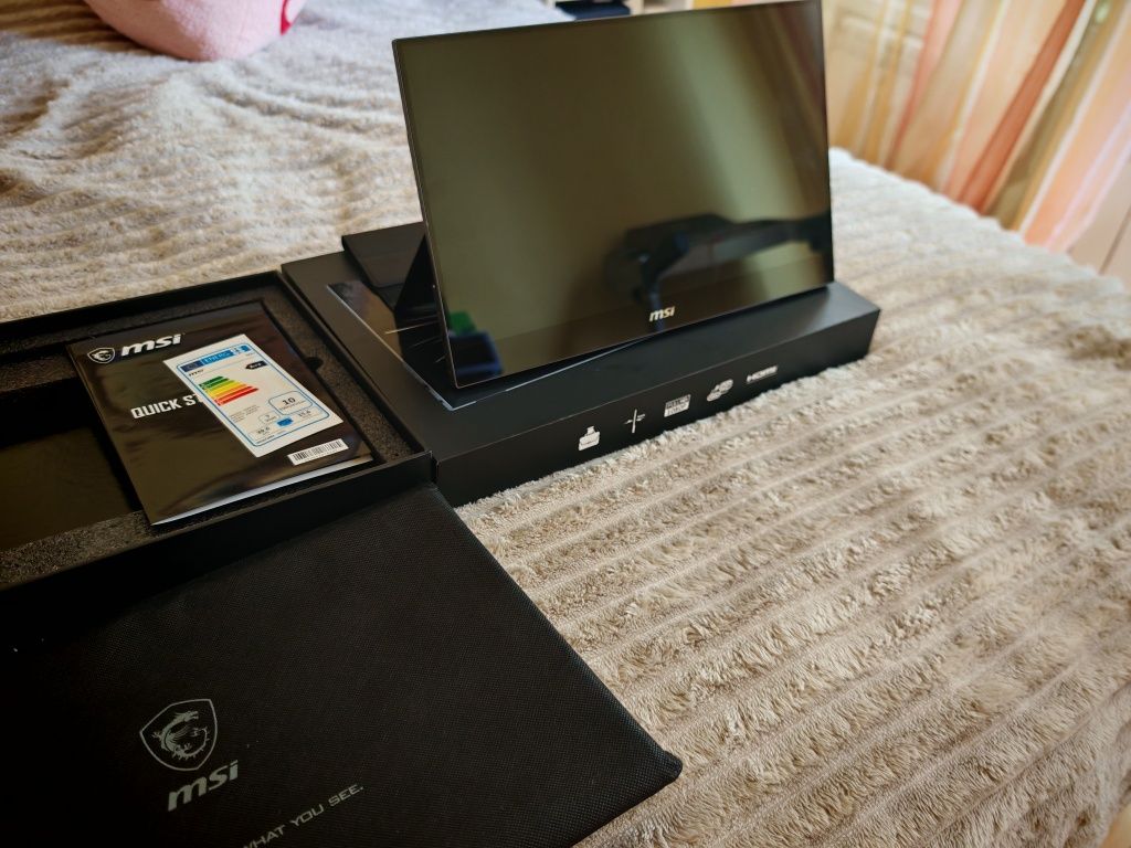Портативен монитор LED IPS MSI 15.6", Full HD, mini HDMI, USB Type-C