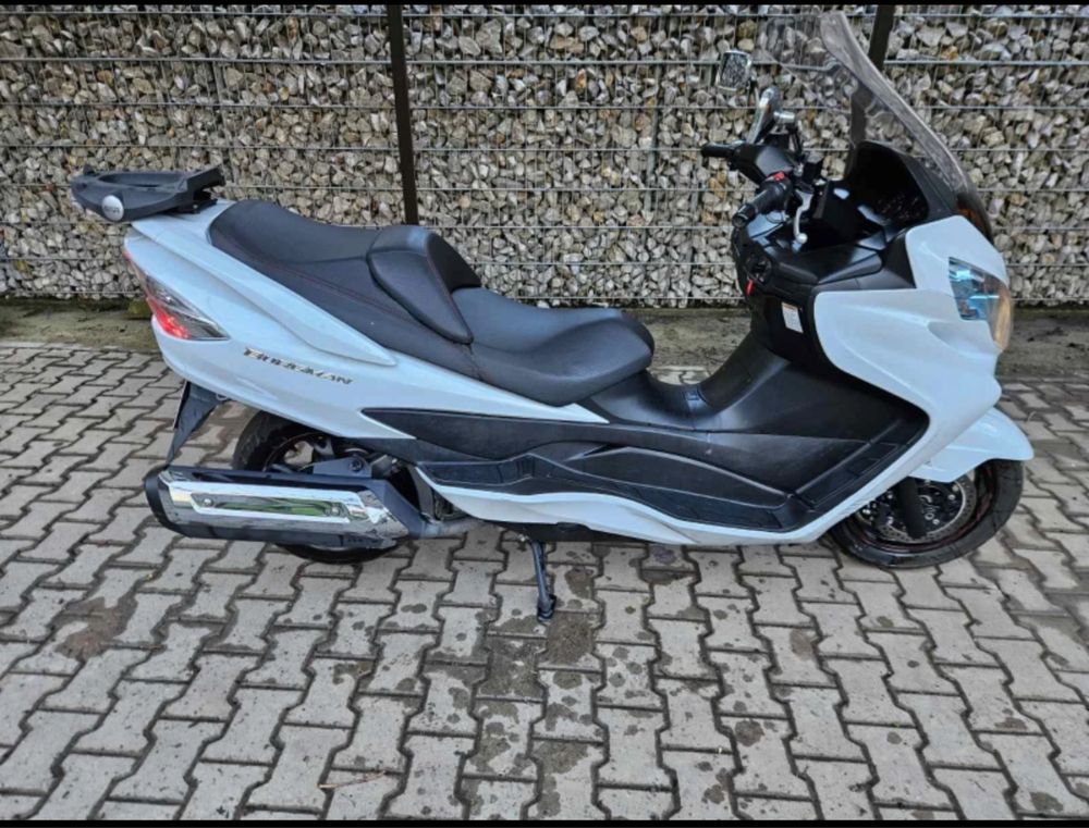 Suzuki Burgman.450cc
