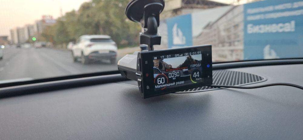 Продам SilverStone F1 Hybrid Combi S-BOT Pro Wi-Fi
Состояние отличное,