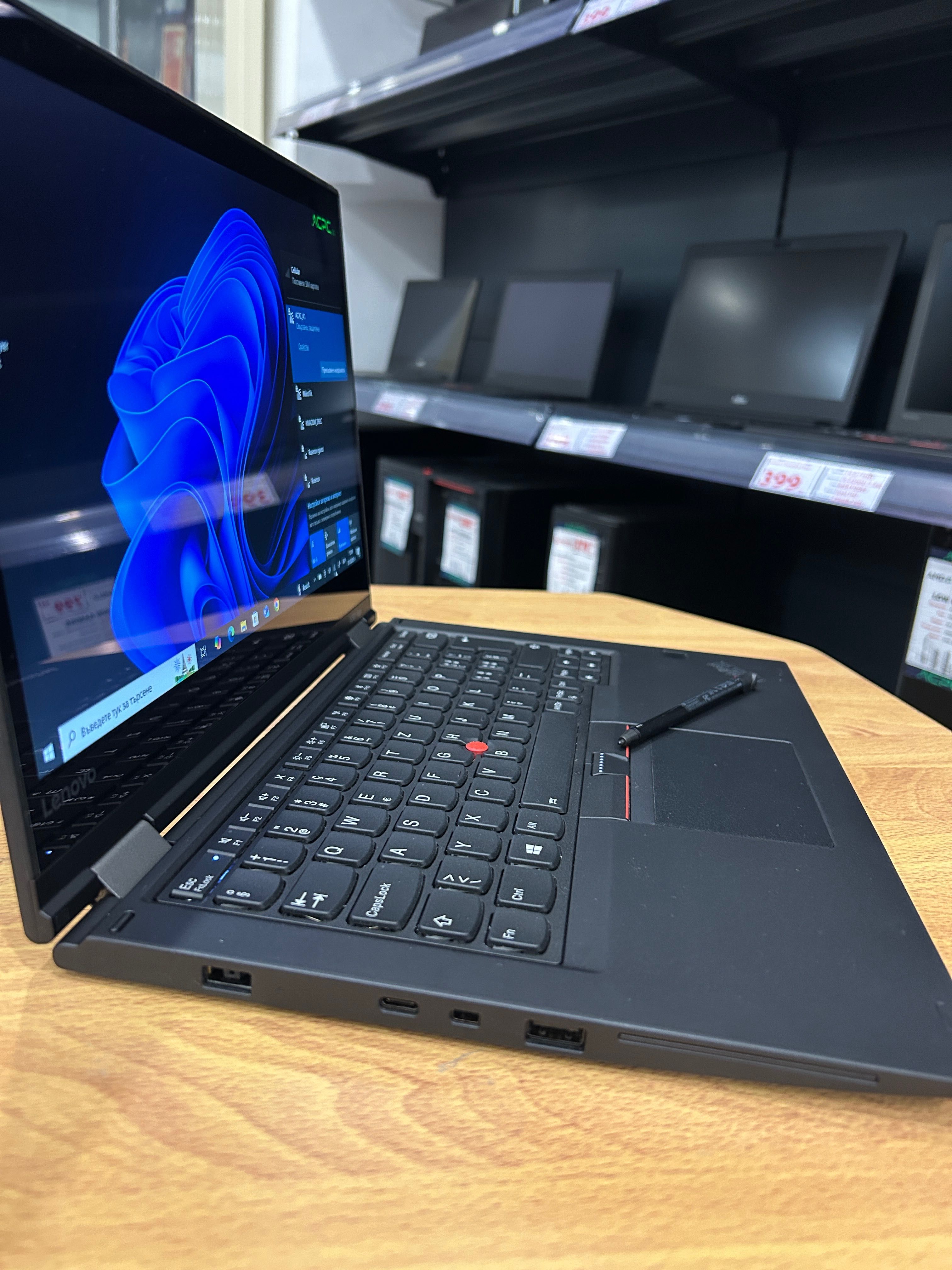 Лаптоп Lenovo X380 Yoga i5/8GB RAM/256GB с 3 месеца гаранция! ТЪЧ