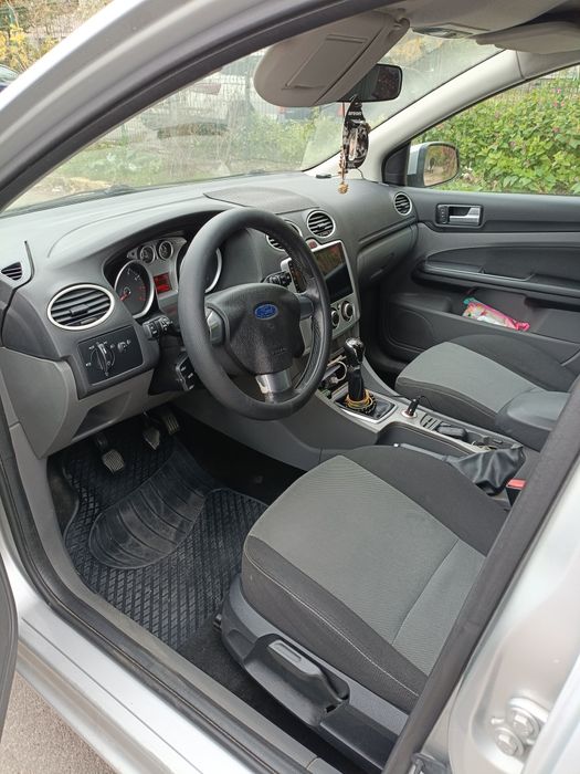 Ford focus 2/ 1.6benzină