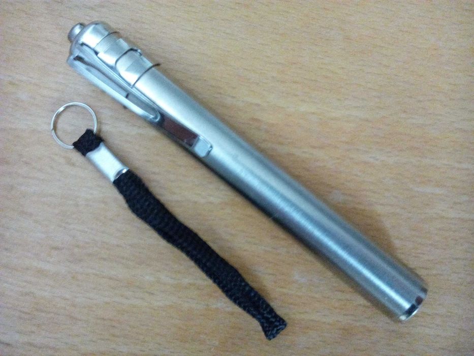 медицинско фенерче за УНГ