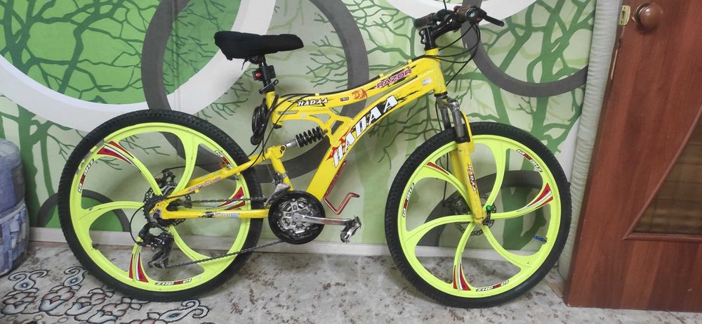 Продам велосипед спортивного типа, в хорошем состоянии.