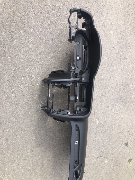 Plansa bord audi a4 b8