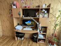 Mini biblioteca-birou