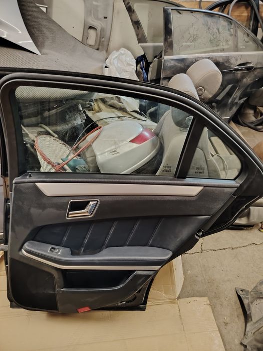 4 броя врати за Mercedes 350 CDI coupe W212.