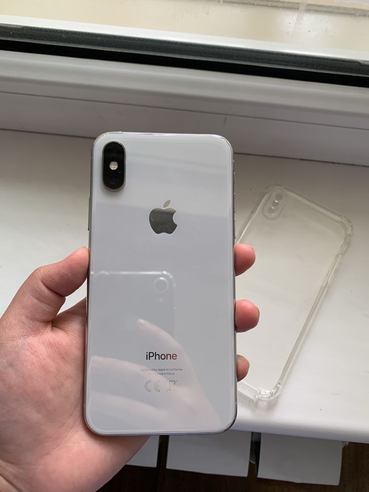 iPhone XS 64гб Apple