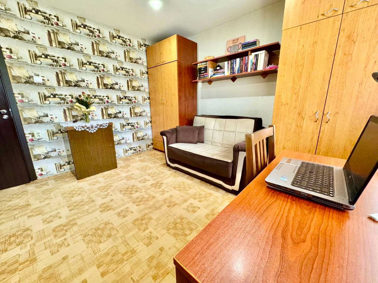 Продава се Етаж от къща в Русе, Център - 88 кв.м за 1057 €/кв.м - Снимка #2