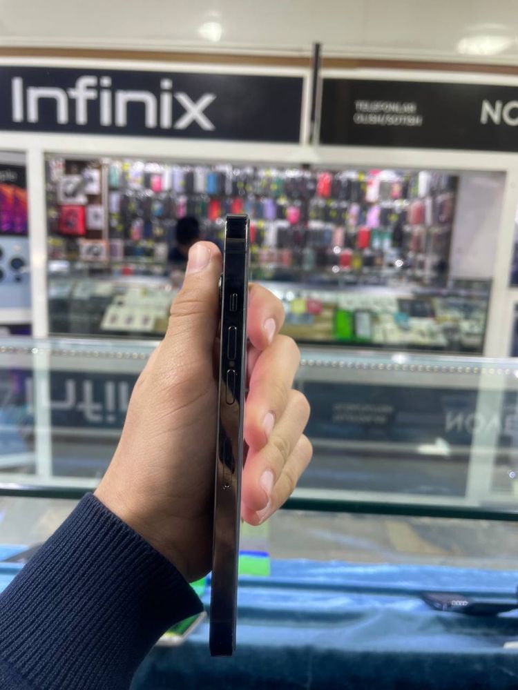 iPhone 13 Pro 128 karobkasi bor