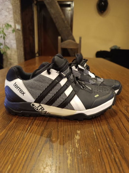 Adidas Terrex номер 40