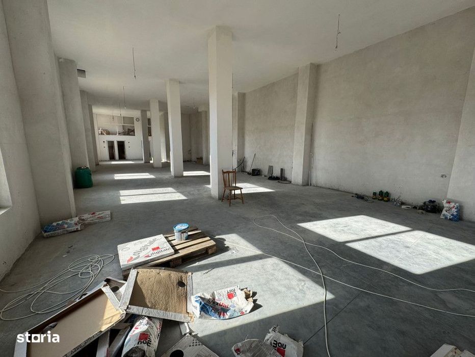 Spatiu comercial 219mp, parter open-space, zona Livezi