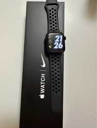 Apple watch series 7 (Nike edition, impecabil)