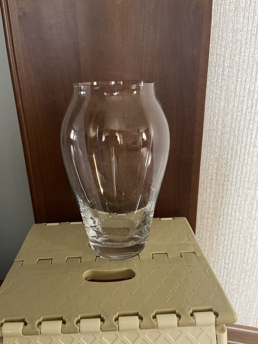 Ваза для цветов, стекло