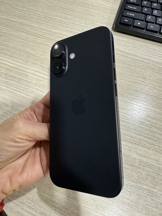 iPhone 16, 128GB, 5G, Black, Bateria 97%!!