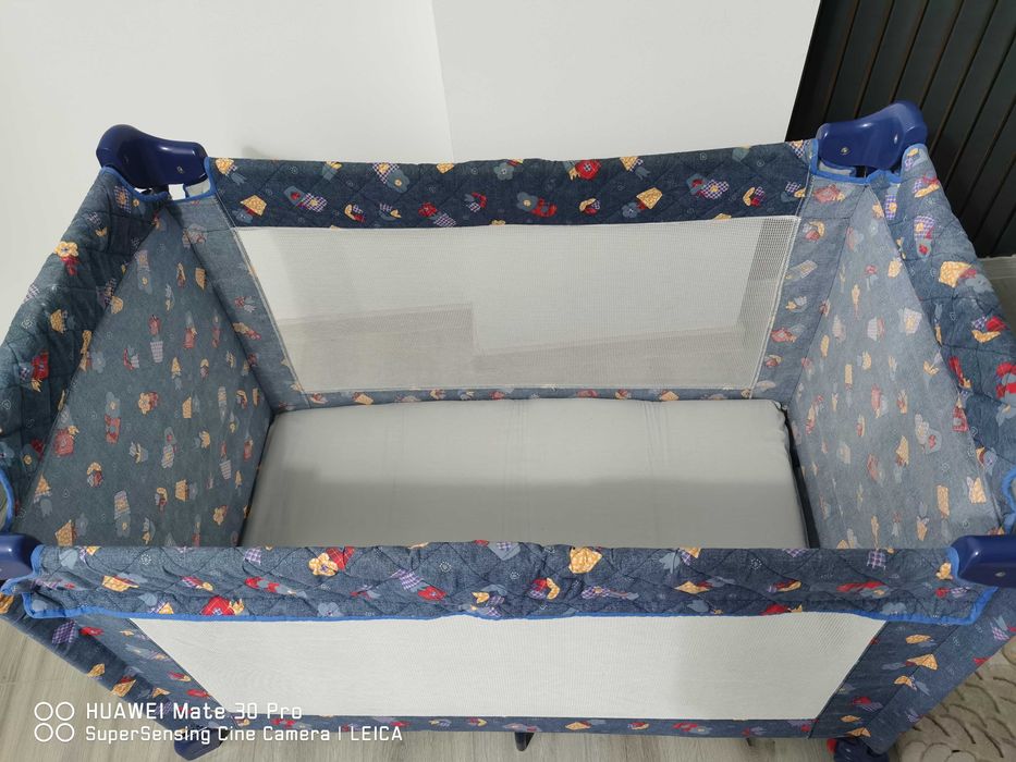 Pătuț pliabil de la Brevi