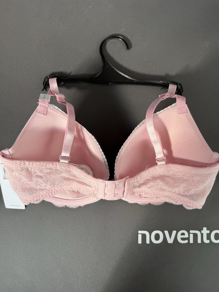 Оригинален сутиен в розово Calvin Klein /75D/