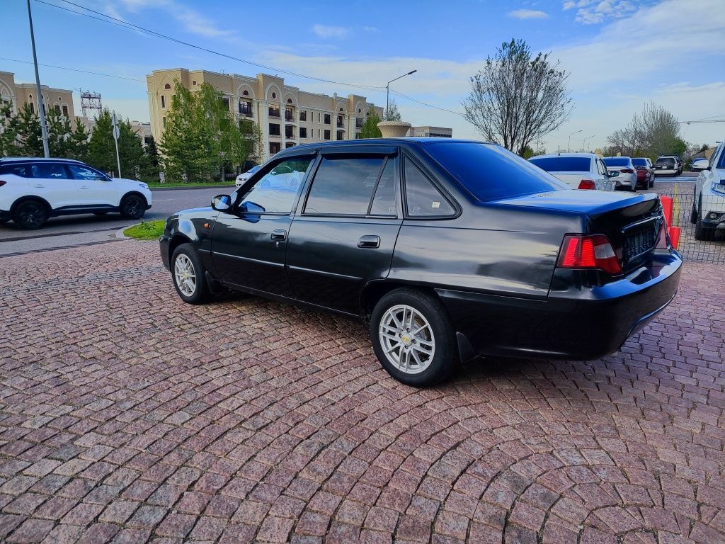 Продам Daewoo Nexia 2