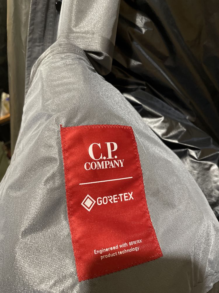 Куртка C.P. Company Gore-Tex Metropolis