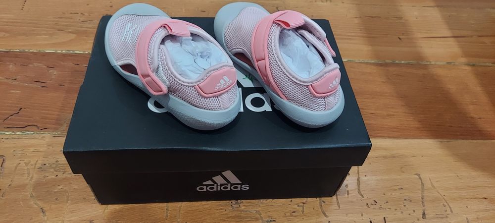 Детски кецове и сандали Adidas
