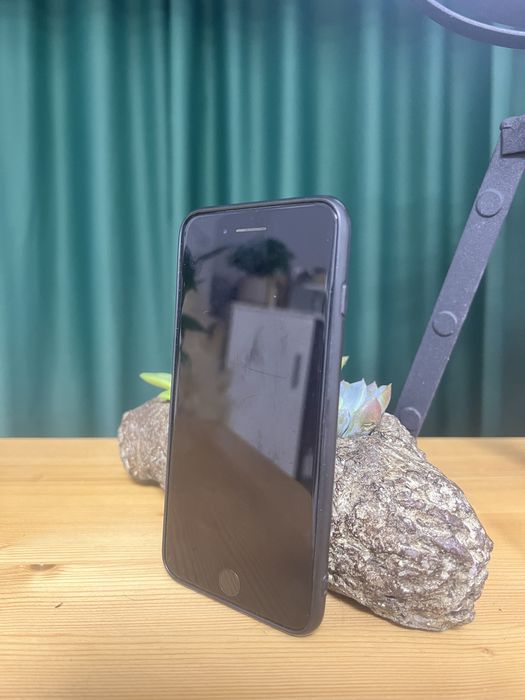 Iphone 8 plus 64 gb