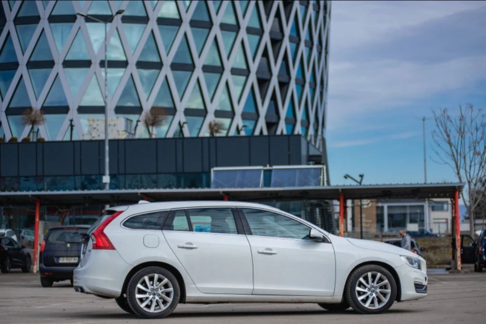 Volvo v60 D4 181 к.с.