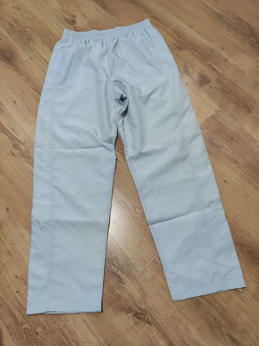 Pantaloni Adidas mărimea M