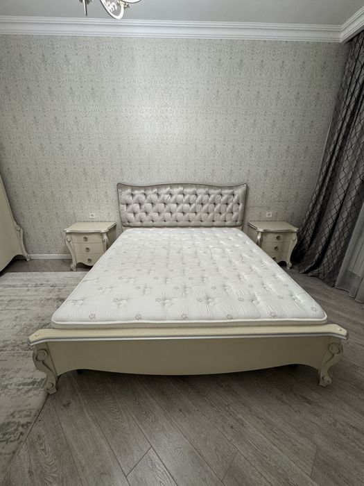 Спальный гарнитур б/у