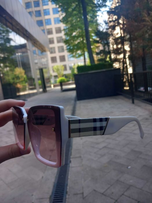 Ochelari de soare BURBERRY