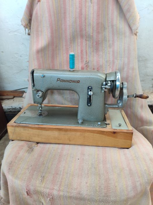 Паннония. ручная машинка