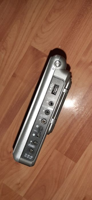 Dvd player portabil