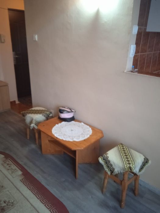 Vând garsoniera in micalaca