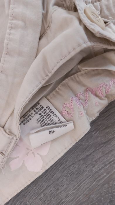 Pantaloni scurți damă