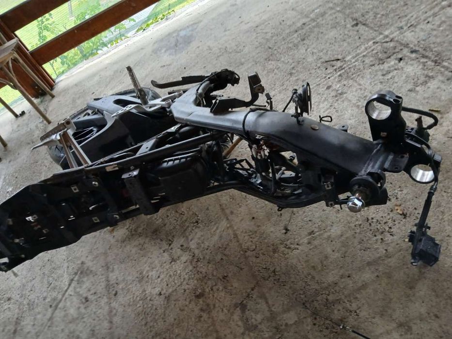 Cadru motor Yamaha yzf r 125 2015