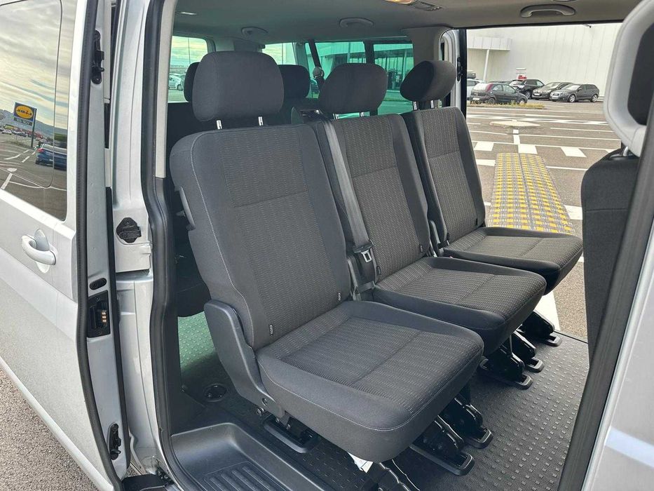 Rent A Car – Închiriez Microbuz 8+1 Persoane VW Caravelle