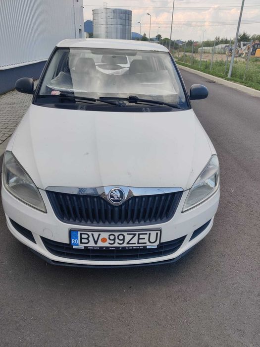 Vand Skoda Fabia 2013, 1.2, benzina, 207000 km 3600 euro