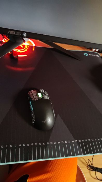 Mouse asus rog harpe ace aimlab edition  + mousepad aimlab hone