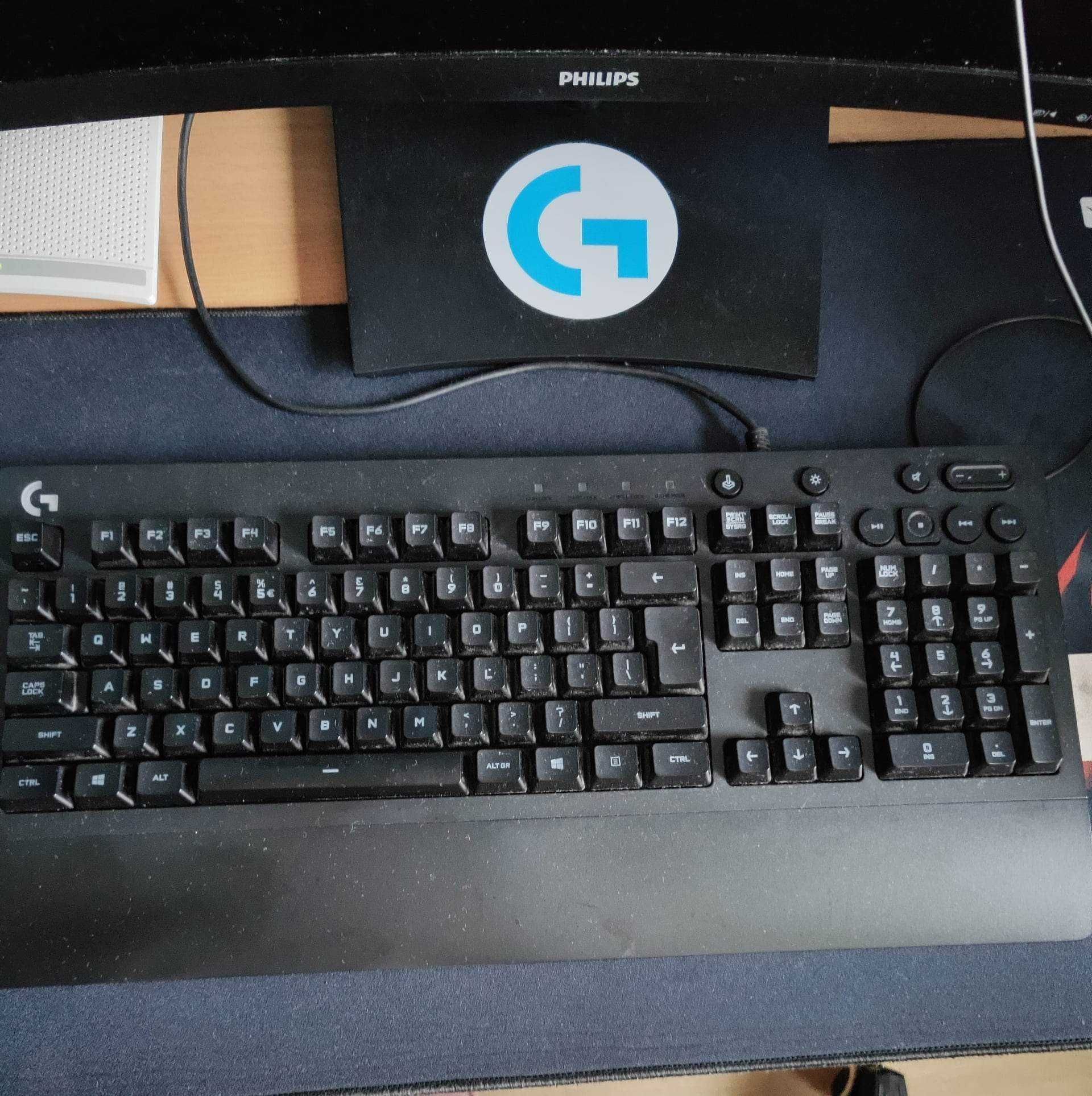 Клавиатура  G213 Logitech геймърска