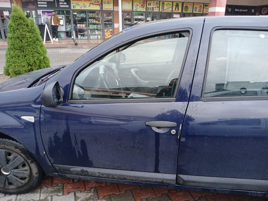 Vând Dacia Sandero