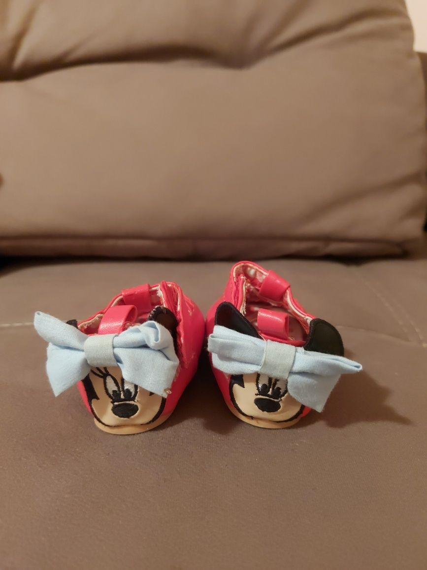 Бебешки обувки Disney