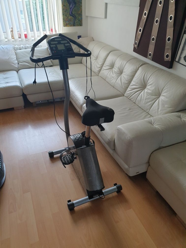 Bicicleta fitness profesionala de lux daum ergometrica conectare ps