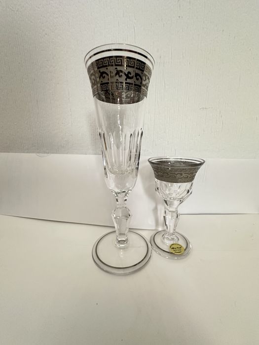 Фужеры и рюмки богемский хрусталь. Срочно- торг!