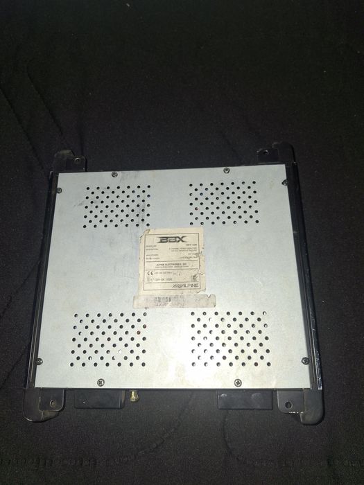 Subwoofer Alpine SWT-12S4 + amplificator alpine