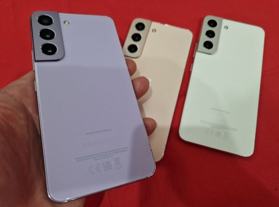 -Samsung S22, ca Nou, 128Gb, 8Ram, impecabil, Gold-Silver-Purple, star