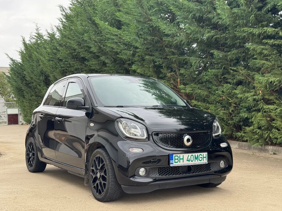 Smart Forfour Stare foarte buna, piele, pavilion sticla, touch screen, culoare uni