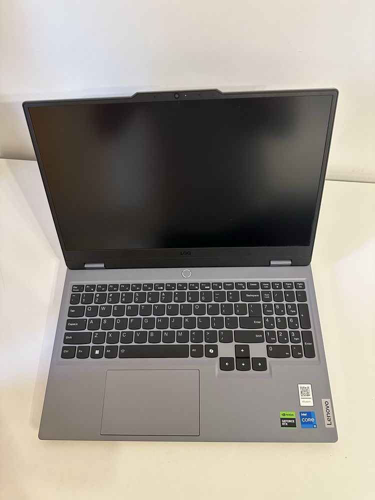 Laptop Gaming Lenovo LOQ 15IAX9