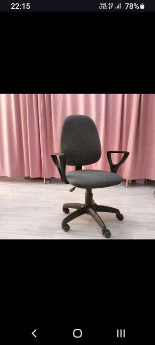 Офисное  кресло ! Распродажа ! Смотреть все фото. Почти даром