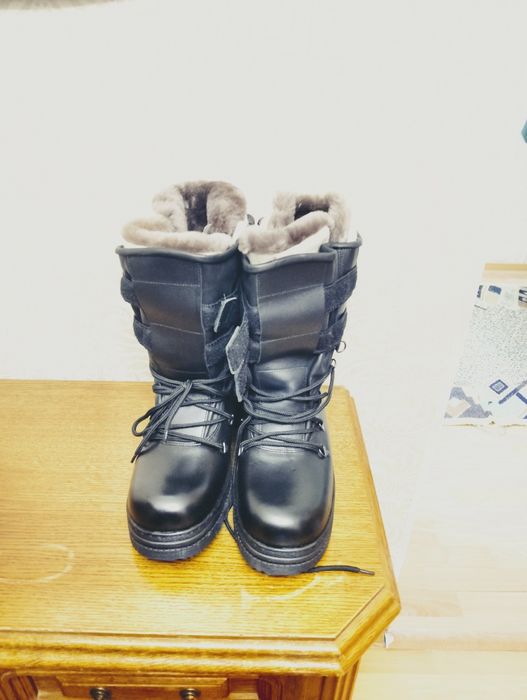 Продам  Берцы новые