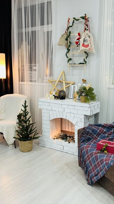 Новогодний камин из картона, сделанный своими руками