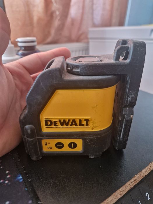 Laser dewalt DW088